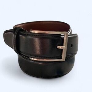 Black faux leather belt with silver buckle size L by Stafford